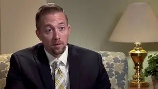 What are the alternatives to knee revision surgery?