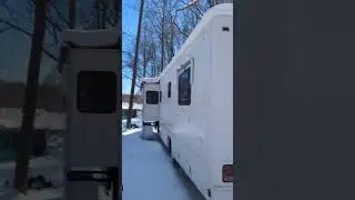 Winter Snowstorm Across the East Coast (North Carolina, February 1, 2026)