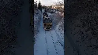 1 tone! 70810 on a light locomotive move from Grangemouth Colas Rail to Aberdeen Waterloo #shorts.
