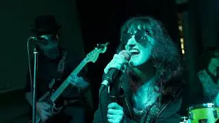 THE PACT / CELEBRITY SKIN - Mostly Harmless (LIVE)