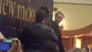 The Twilight Saga: New Moon Cast Tour Edi Gathegi 