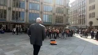 Unbelievable Street band stops everyone in Cologne Germany #germany #cologne #streetperformance