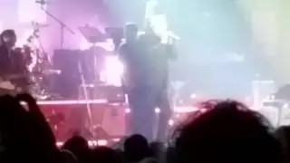 Bryan Ferry at London Palladium receiveing  a surprise  visitor 20 04 2016