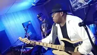 Mike Wheeler Band (at Harlem Avenue Lounge)