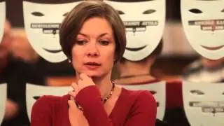Debrei Zsuzsa színművésznő a szinházabarátokkal