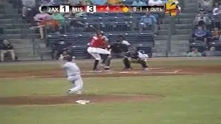 Braves' Camargo plates one with triple