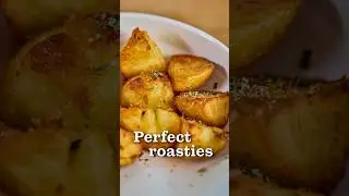 Жареный картофель с розмариновой солью от Анджелы Хартнетт | Waitrose | Dish Podcast