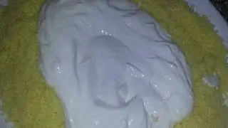Latchiri et Kossan Un plat guinéenne couscous de maïs et du lait caillé cuisine guinéenne peul Fubhe