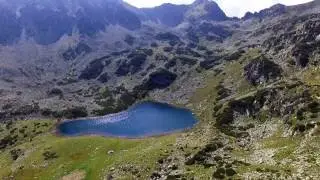 LAKE BUCURA ROMANIA/ RETEZAT NATIONAL PARK