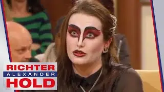 Spinnenfrau hat neue Beweise! Wen hat sie auf Video aufgenommen? | 2/2 | Richter Alexander Hold
