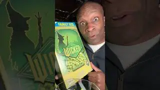 DAY 9 - WICKED CEREAL ELPHABA CARAMEL APPLE | 30-DAY CHALLENGE 2025 #wicked #green #bad