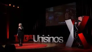 A vida não está nem aí para os teus planos: seguindo em meio ao caos | Paula Moraes | TEDxUnisinos