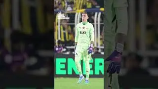 ❤️... #youtubeshorts ##galatasaray #muslera #captain #goat #cimbom #yellow #red