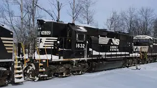 13Z with NS 1632 SD40-2 