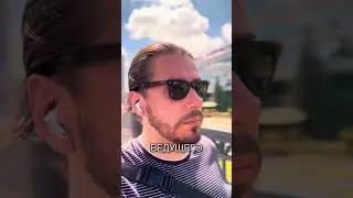 С символическим расположением в начале проспекта, ведущего к Парку Победы и Музею истории ВОВ. #рб