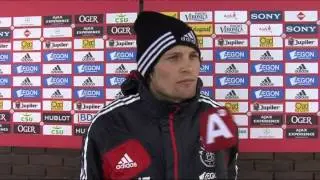 Blind houdt kaken op elkaar over contract