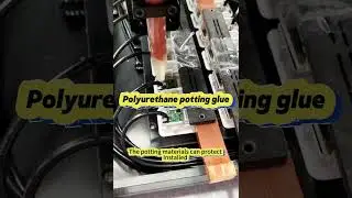 Polyurethane potting glue