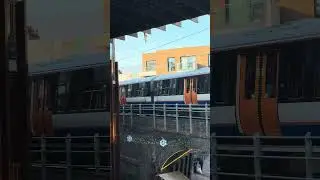 London Overground Class 378 crosses over Camden Market on diverts #train #railwaycontent #trains