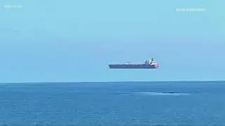 Weather phenomenon makes it appear that ships are floating