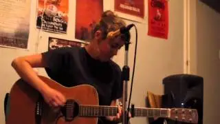 Jess Locke - Apple (Live in Enmore)