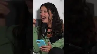 Watch the end to see the messages 🤣 #shorts #podcast