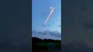 Фейерверк на радиоуправляемом самолёте действительно сработал 😳