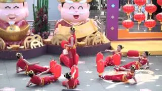 Red Lantern - Beautiful Chinese Dance