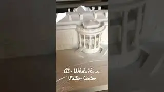 Mini model of the white house (you can touch it)