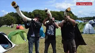 Saint-Nolff (56). Motocultor : ambiance au camping