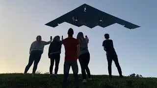 B-2 BOMBERS Fairford 2019 with low and loud overhead passes 4K