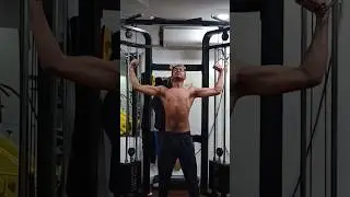 Status banao 💪🔥 chest day workout #chestday #chestworkout #status #fitness #gymlife #shorts