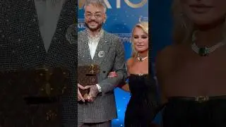 ФИЛИПП КИРКОРОВ И ВИКТОРИЯ ШЕЛЯГОВА на премии &laquo;Виктория&raquo; #celebrity #popstar #singer