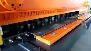 Rbqlty E21s Guillotine Shearing Machine