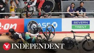 Commonwealth Games: Matt Walls involved in major crash at track cycling