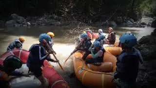 Wesley School goes to Rafting Kaliwatu