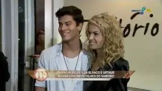 RedeTV! Lua Blanco e Arthur Aguiar falam detalhes do namoro :)