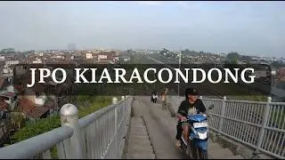 JPO KIARACONDONG. Jembatan Penyeberangan Orang Yang Juga Tempat Piknik. Rame Sekali!
