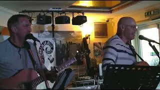 Country Roads - Silvertip at Cwmfest 2016