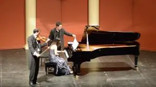 XAVIER INCHAUSTI (viol&iacute;n) - PAULA PELUSO (piano) interpretan 