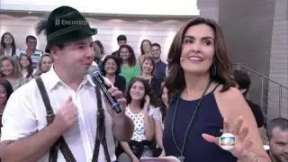 Grupo folcl&oacute;rico apresenta dan&ccedil;a dos lenhadores e das varas   Encontro com F&aacute;tima Bernardes   Cat&aacute;lo