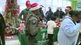 Atlanta SWAT hosts children's Christmas party