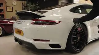 Усилитель блеска с SiO2 Auto Finesse Caramics Gloss Enhancer
