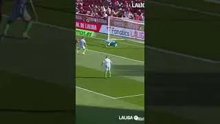 &iexcl;La parada de ADRI&Aacute;N SAN MIGUEL ante el Mallorca! 🧤🚫 #realbetis #shorts