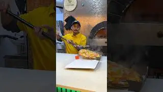Enjoy this pizza at flamework in Frimley. GU16 7HJ