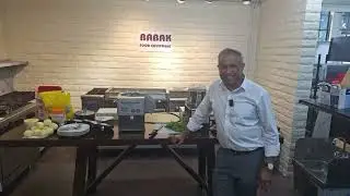 Compare Robot Coupe CL50 vs R301