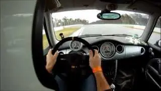 Advent Track Day School of Racing Hockenheimring - MINI Cooper r53 onboard - sliding