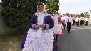 MORAVSKÁ NOVÁ VES-z průběhu hodového veselí (pondělí)
