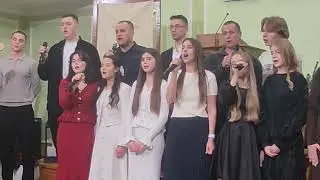 Еммануїл / молодь