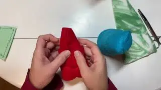 Making a gnome folded hat