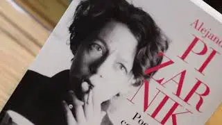 &iexcl;Cinco mujeres poetas!